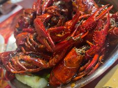 -李双猪·小龙虾·烧烤·羊肉煲(乐山店)
