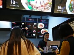 收银小哥-瓦记米粉(东鼓道店)