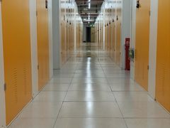 -安东易迷你自助仓储寄存仓库(杨浦店)