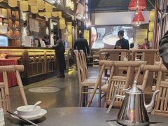 -野山舂·贵州现舂酸汤牛肉(东山店)