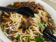 -李先生牛肉面大王(北京站售票厅餐厅)