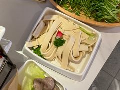 -左庭右院鲜牛肉火锅(环球港店)