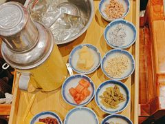 -周小明火锅(黑金冠社区店)