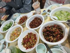-笨罗卜浏阳菜馆(龙华鹏润达店)