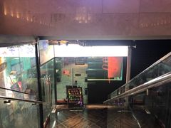 门面-马路牙子地桌烤肉(工体店)