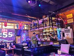 -喜鹊音乐酒馆(西街店)