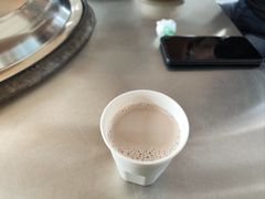 -粘豆包柴火铁锅炖