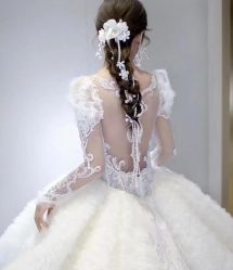 -衣贝姿婚纱礼服馆