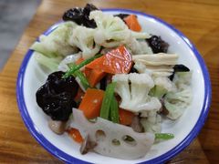 -秦韵轩·西安小馆(贻成福地广场店)