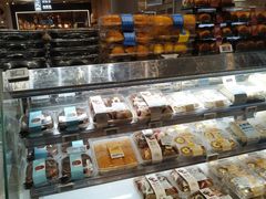 -盒马鲜生(丁香国际店)