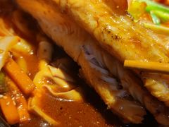 -鸣记脆皮烤鱼·海鲜烤鱼(三八广场店)