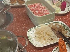 -四囍码头海鲜烧烤自助火锅(外滩南京东路悦荟广场店)