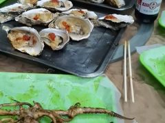 -蚝哥花姐湛江烤生蚝(美丽湾市场店)