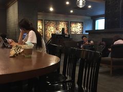 -星巴克臻选(上海淮海百盛购物中心店)