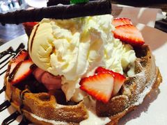 草莓松饼-MIKAKU(万达广场上海宝山店)