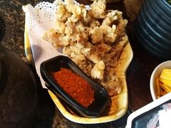 -老牌坊云南鱼豆花火锅(哈西万达店)