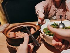 -自己人·宜昌菜(水悦城店)