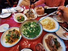 -侬佳蒸菜馆(听潮店)