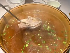 清炖牛肉汤-粤香村(清真川菜店)