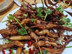 -超越海鲜屋(飞龙物业店)