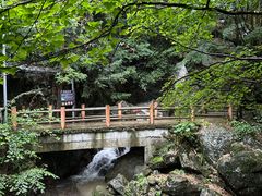 -藏龙百瀑风景区