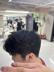 -宫铭烫发染发接发店