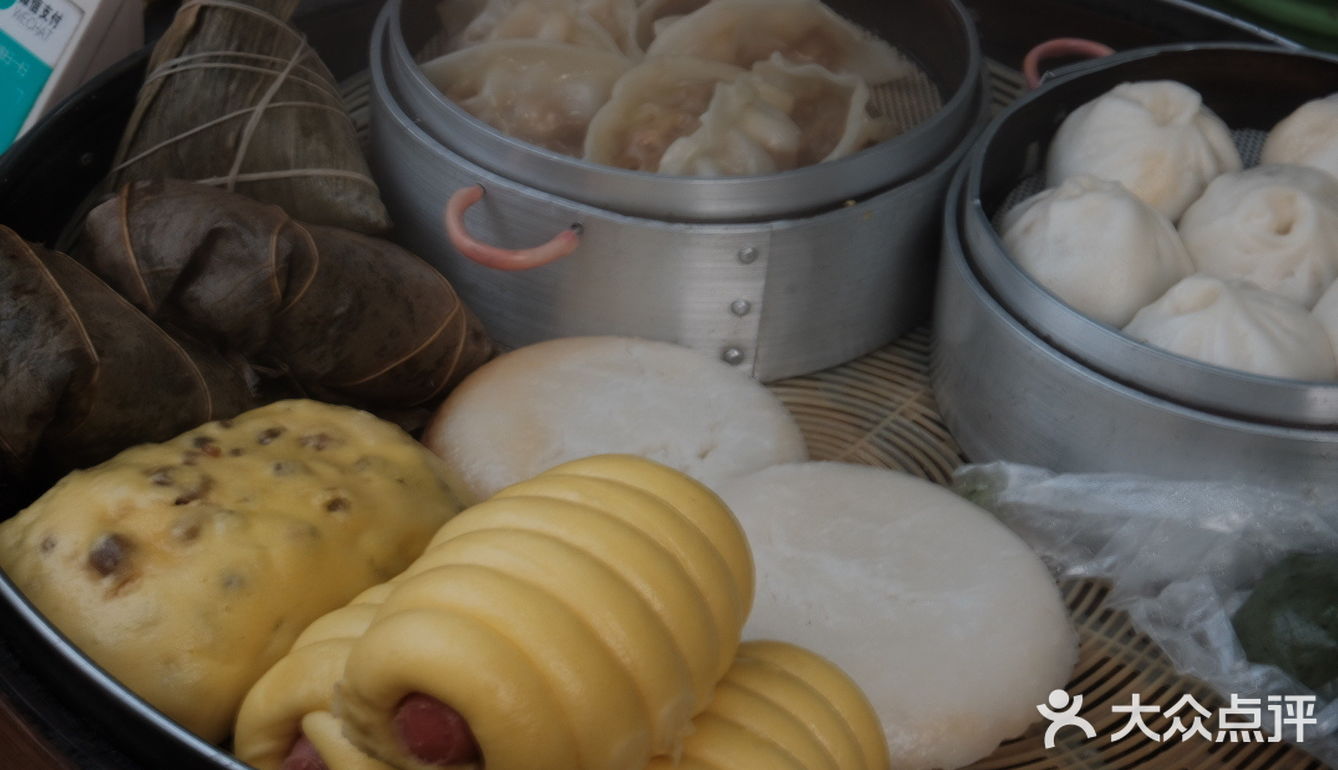 探店篇｜早餐照样有，香脆煎饺，四季飘香#