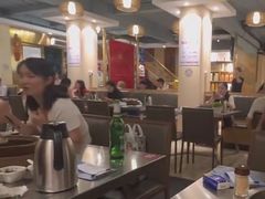-胡须佬鸡煲四季火锅店(石厦西村直营店)