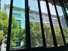 -爱贝口腔·牙周诊疗·种植修复中心