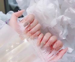 -悦指间美甲美睫