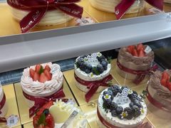 -花花卷卷·鲜食蛋糕(静安久光百货店)