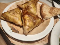 -清真·卡德尔大叔新疆主题餐厅(龙汇路店)
