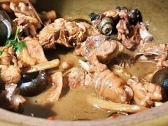 -食爺炭炉鸡煲·烧烤