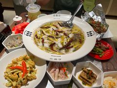-渔语鱼新川菜Bistro(万象天地店)