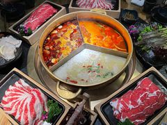 -湊湊火锅·茶憩(南京东路悦荟店)