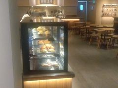 -星巴克臻选(嘉兴海宁银泰城店)