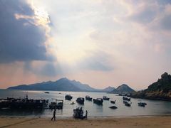 -那琴半岛地质海洋公园