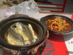 猪蹄凤爪煲-恭喜上堓砂锅焗·海鲜大排档(闵行龙湖店)