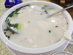 -鹏城人家海鲜酒家·23年老字号(较场尾店)