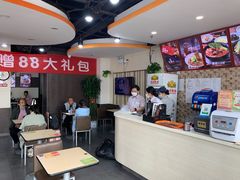 -李先生牛肉面大王(北京站售票厅餐厅)