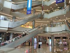 店内环境-百联南桥购物中心