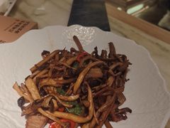 -吴越荣记苏州菜·松鼠桂鱼(月光码头店)