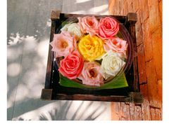 -Chom Cafe and Restaurant