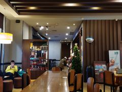 大堂-星巴克(七宝领展广场1F店)