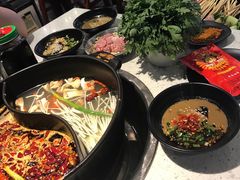 -钢管厂五区小郡肝串串香(南山店)