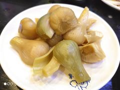 -楼外楼大刀肉传统火锅居(幸福街店)