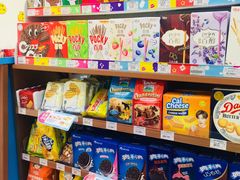 -全家便利店(愚园店)