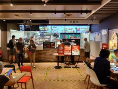 -肯德基(中纬店)