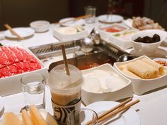 -海底捞火锅(长宁路龙之梦店)