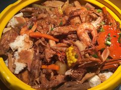-多嘴超级肉蟹煲(杉杉国潮主题店)
